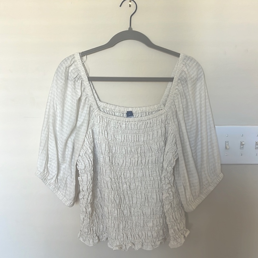 Old Navy, XL rouched top with puffy sleeves